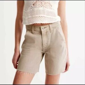 New with tags Abercrombie and Fitch Tan Mid Rise Longer Inseam Denim Shorts  29